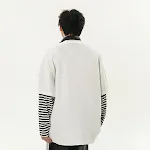 Suéter Listrado Gola Redonda Masculino Conforto e estilo em uma peça única. Perfeito para diversas ocasiões, este suéter oferece maciez, caimento ideal e um visual moderno. — foto 4