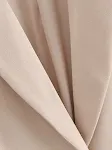 Yazlık keten unisex ceket, orta uzunlukta, sıcak havalar için ideal, hafif ve şık bir görünüm sunar. Rahat ve çok yönlü kullanım imkanı. — Fotoğraf 4