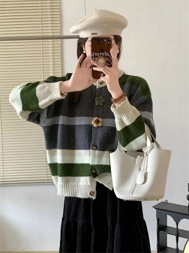 Title 5, Cardigan de malha solto e suave com decote redondo