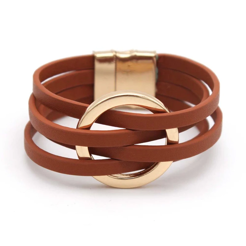 Pulseira feminina de couro cruzada com anel grande de metal, bracelete multicamadas com fecho magnético, pulseira de punho elegante. — foto 4
