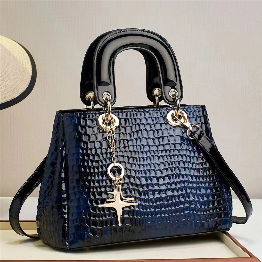 Title 5, Bolsa Mensageiro Portátil de Moda Feminina Leve...
