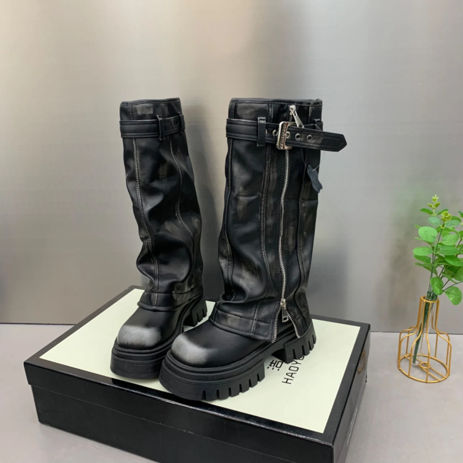 product image - 16