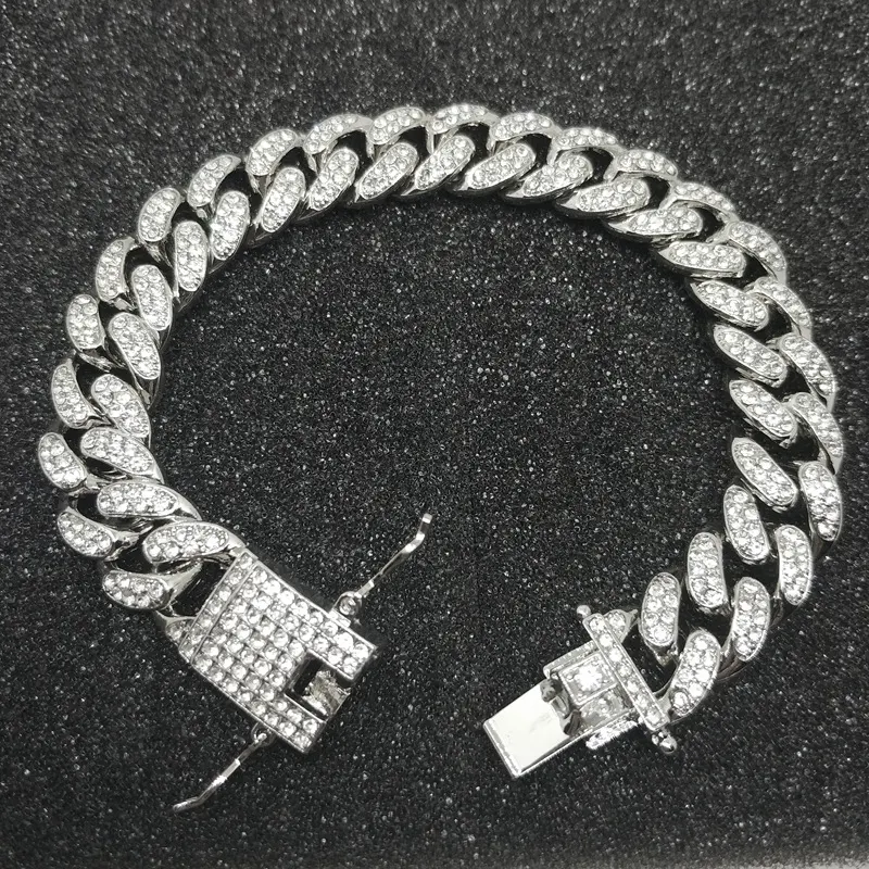 Title 4, Pulseira de aço de titânio de cadeia cubana mas...