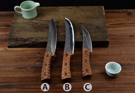 Title 1, Razor sharp butcher knife with a three-piece bl...