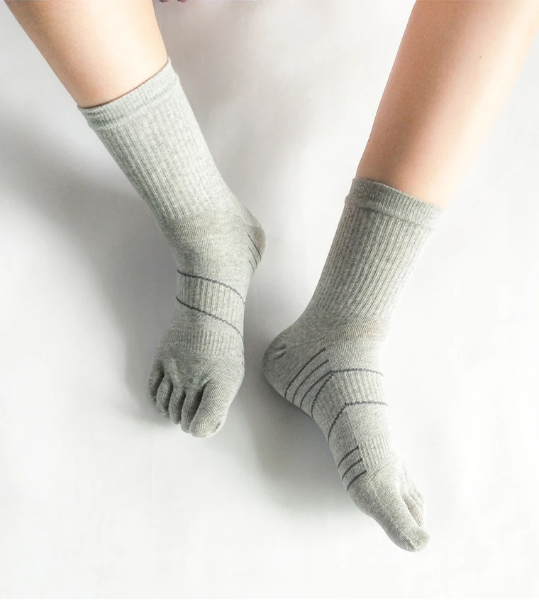 Title 9, Mens Cotton Sports Five Finger Socks for enhan...