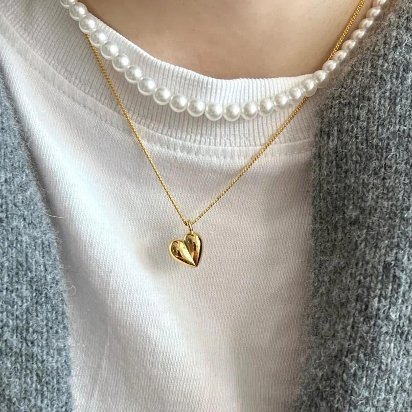 Colar feminino simples com pingente de coração apaixonado 925 em prata esterlina e ornamento dourado 3D — foto 11