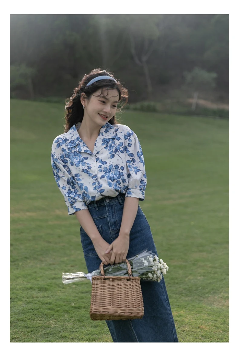 Title 14, Womens Floral Design Niche Top Loose Shirt. Ex...