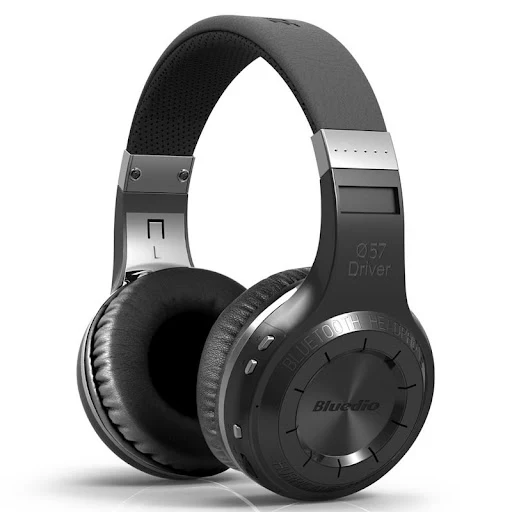 Title 6, Wireless stereo subwoofer headphones for immers...