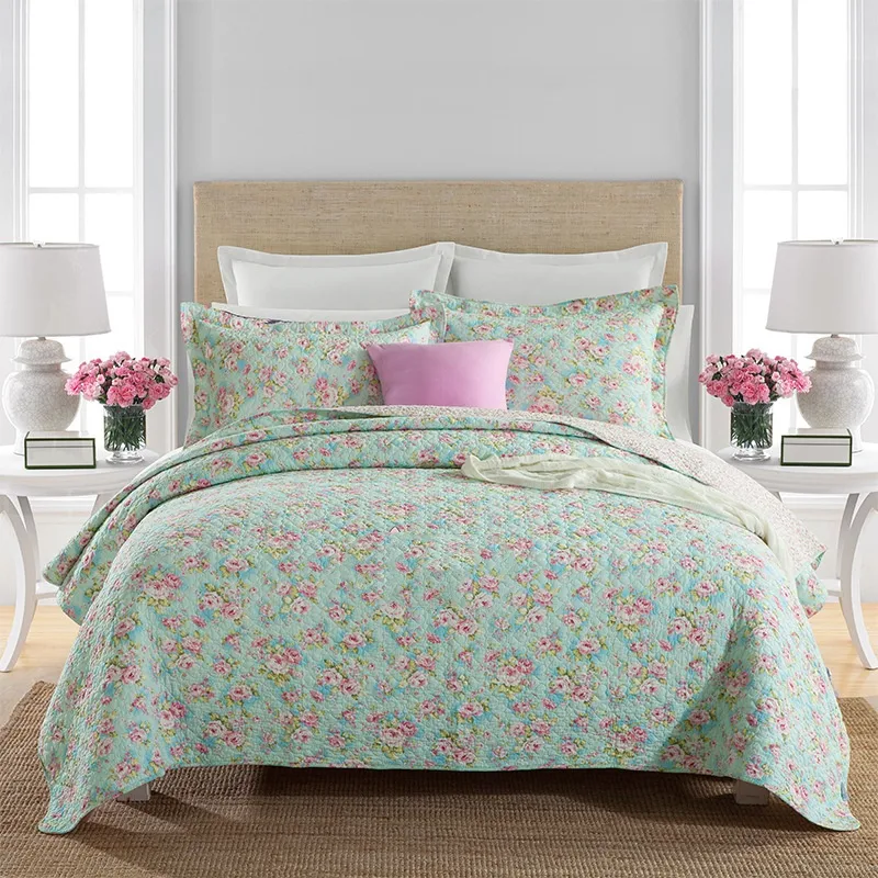 Colcha de algodão puro para o verão, edredom refrescante respirável, conjunto de três peças para cama. Ideal para noites frescas e confortáveis. — foto 1