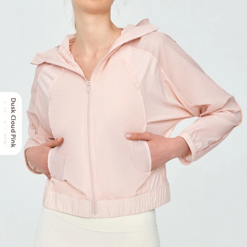 Giacca sportiva traspirante con ampia falda e mesh sottile, ideale per sport e attività all'aperto, leggera e confortevole. — foto 4