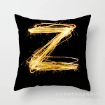Capa de almofada decorativa para casa com letras douradas impressas em preto, adicionando um toque sofisticado e moderno ao seu ambiente. — foto 26