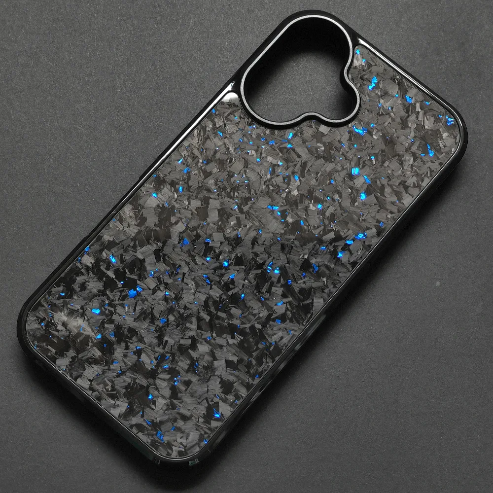 Capa de celular de fibra de carbono forjada à prova de quedas. Proteção superior e design elegante. Durabilidade excepcional para o seu smartphone. — foto 1