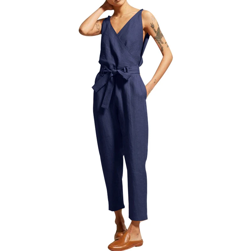 Trousers and elegant overalls for women. Discover comfort and style in our designs, perfect for any occasion. Find your — photo 3