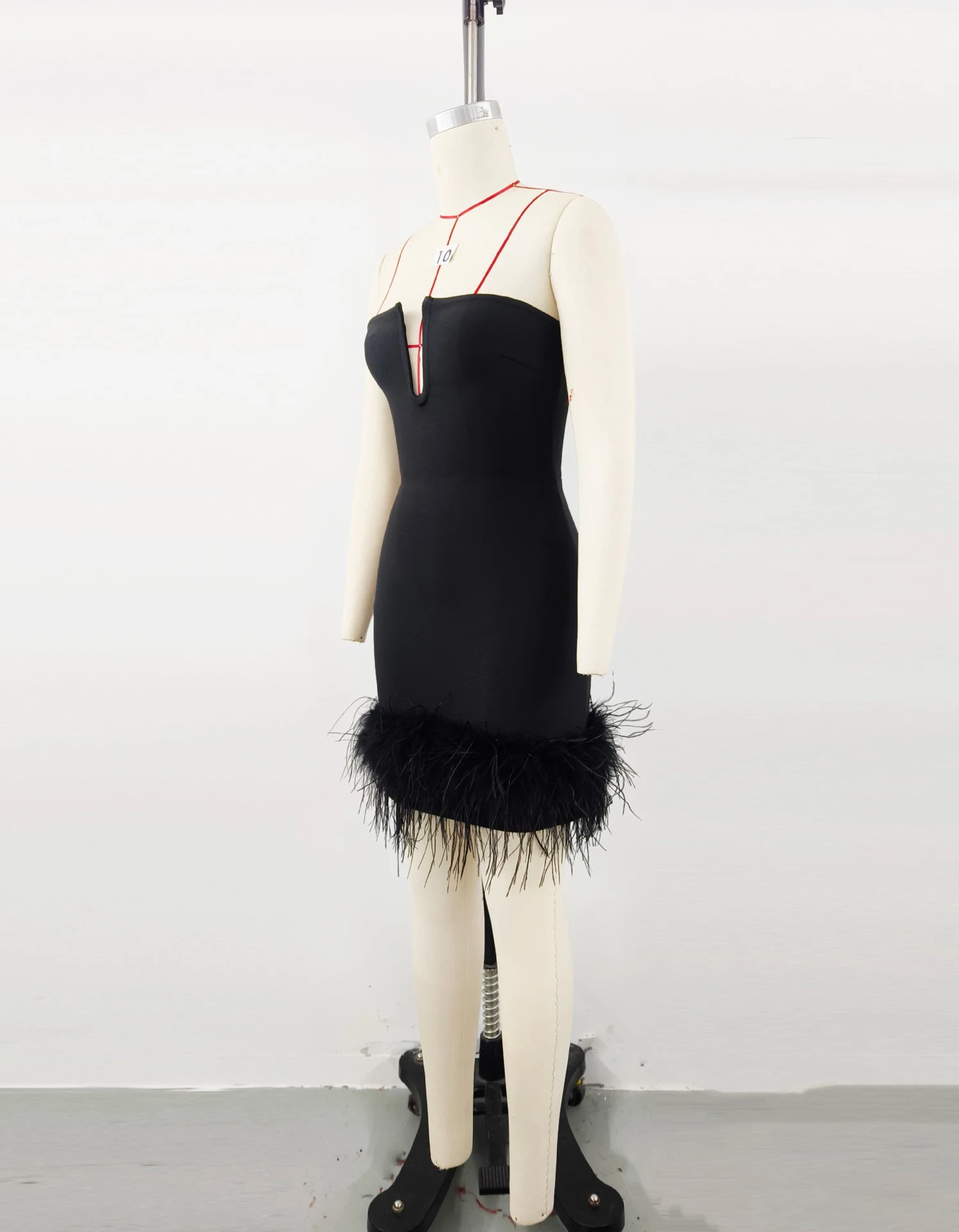 Title 9, Deep V Strapless Ostrich Feather Hip-Wrapped Sh...