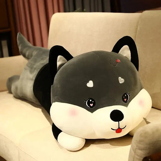 Title 4, Cuscino di peluche Husky sdraiato carino, un gi...