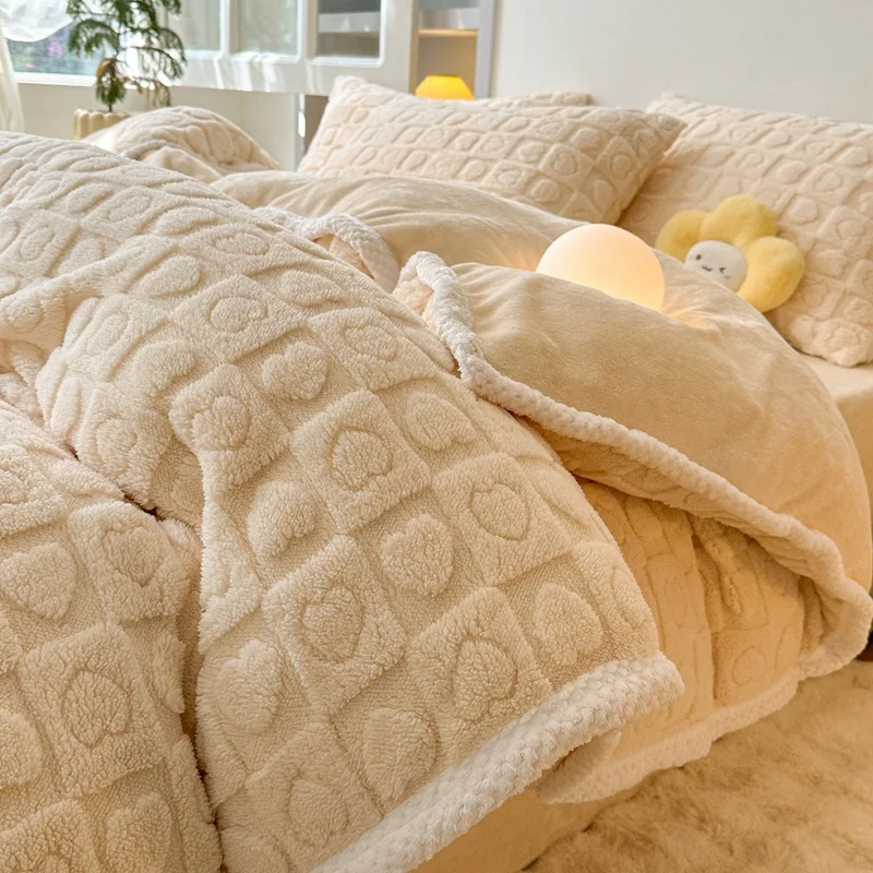 Capa de edredom de quatro peças em tafetá espesso tridimensional, para uma experiência de sono luxuosa e um visual elegante no seu quarto. — foto 9