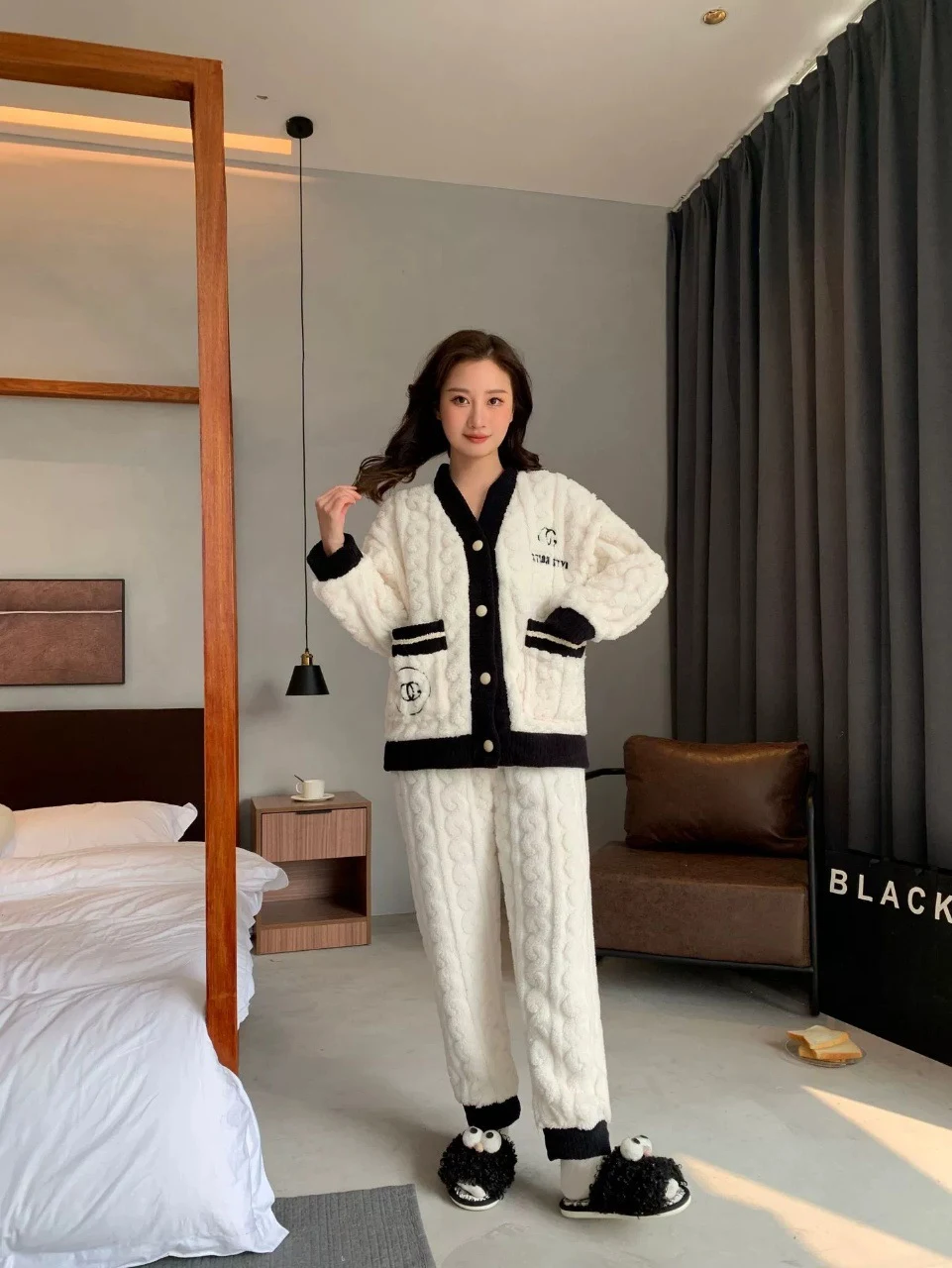 Title 5, Ladies Simple Chanel Style Homewear Thickened ...