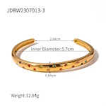 Pulseira de aço titânio feminina, fashion e versátil, combina com tudo. Um acessório elegante para mulheres que buscam estilo e praticidade em seu dia a dia. — foto 8