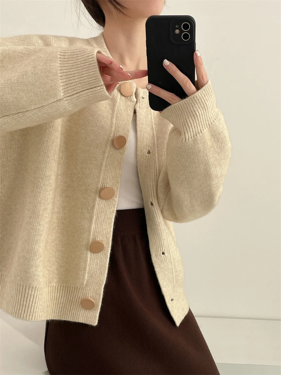 Title 24, Womens Round Neck Solid Color Loose Knitted Ca...
