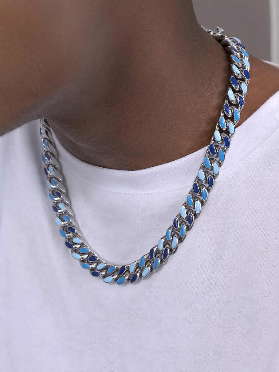 Colar com corrente cubana endurecida e costura azul, para um visual resistente e estiloso. Ideal para qualquer ocasião. — foto 4