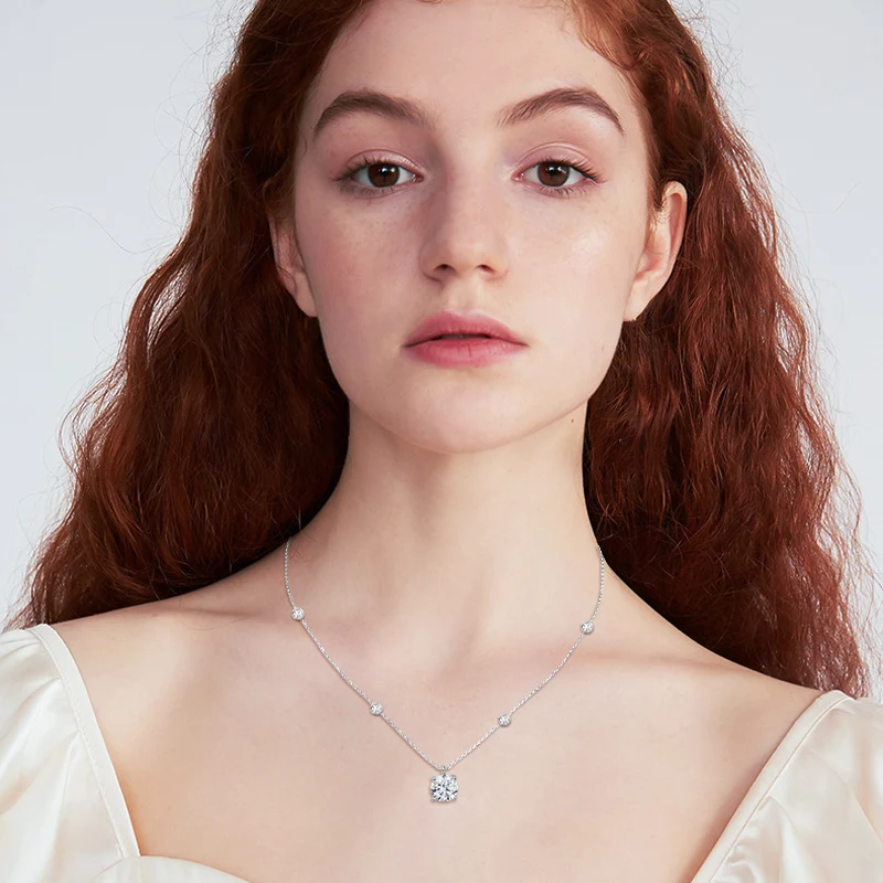 Colar de Diamante Feminino Luxo Leve, Design Trendy de Alto Padrão, Pingente Exclusivo, Corrente de Clavícula, Joia Sofisticada. — foto 7