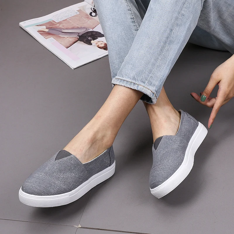 New large size canvas sneakers, flat low heel shoes for women, comfortable for everyday wear, a stylish and versatile fo — photo 6