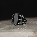 Anel masculino Dragon Claw Retro Punk com pedra preta grande — foto 2