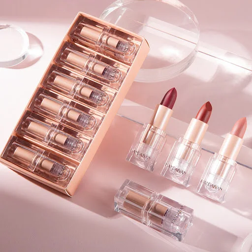 Title 3, Set Rossetto Matte Matte Crystal Square Tube, p...