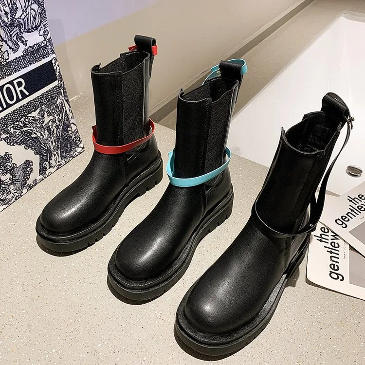Botines de cuero para mujer de otoño e invierno con suela gruesa, ideales para comodidad y estilo en climas fríos. — foto 4