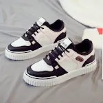 Tênis feminino branco estilo "Daddy Shoes" esportivo e moderno. Perfeito para um visual despojado e na moda, ideal para combinar com qualquer roupa e ocasião. — foto 3