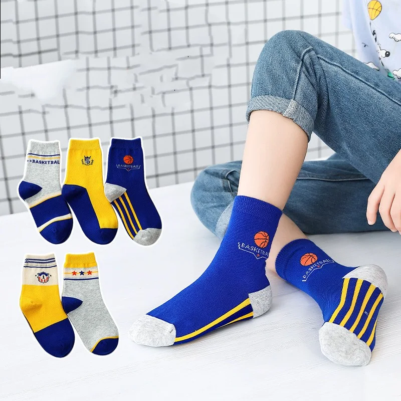 Title 18, Childrens Socks Combed Cotton for Students Bon...