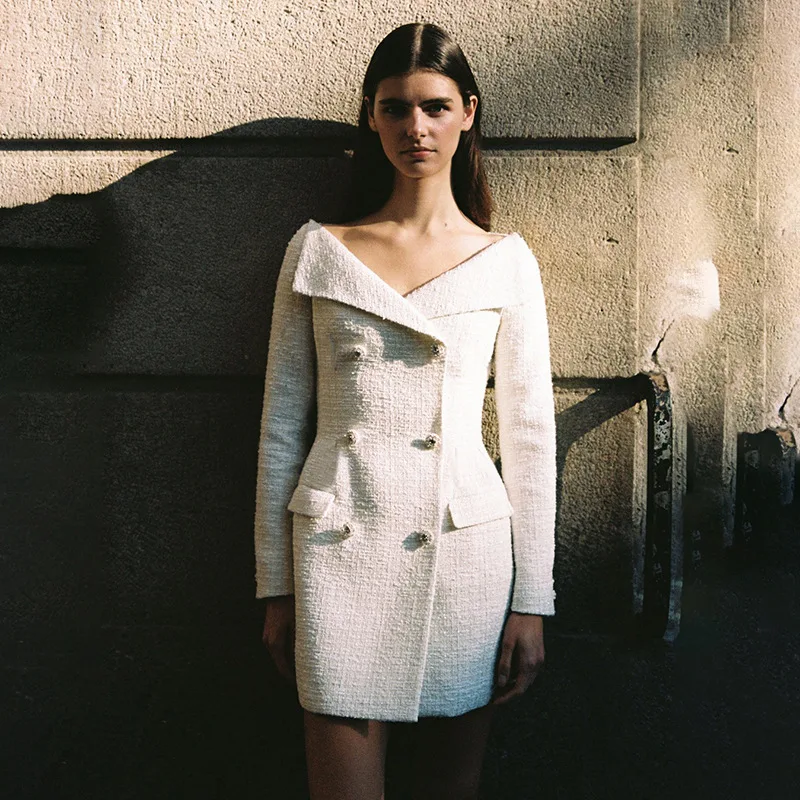 Title 2, Off-shoulder jurk met lange mouwen, getailleerd...