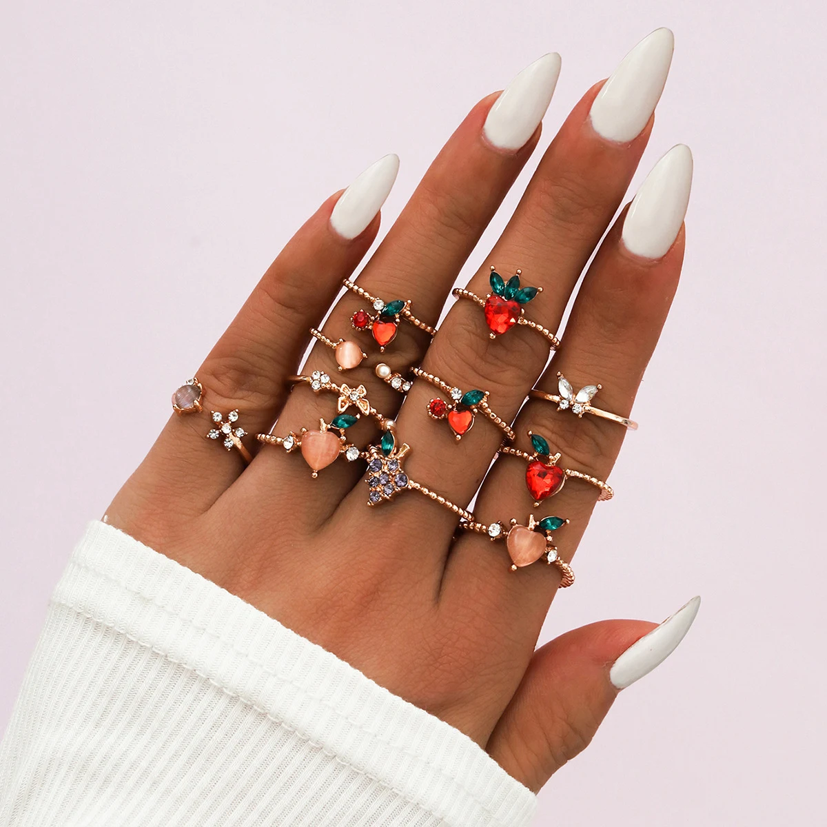 Conjunto de 11 peças de anel divertido personalizado com borboleta, floco de neve e frutas doces. Diversão e estilo garantidos! — foto 2