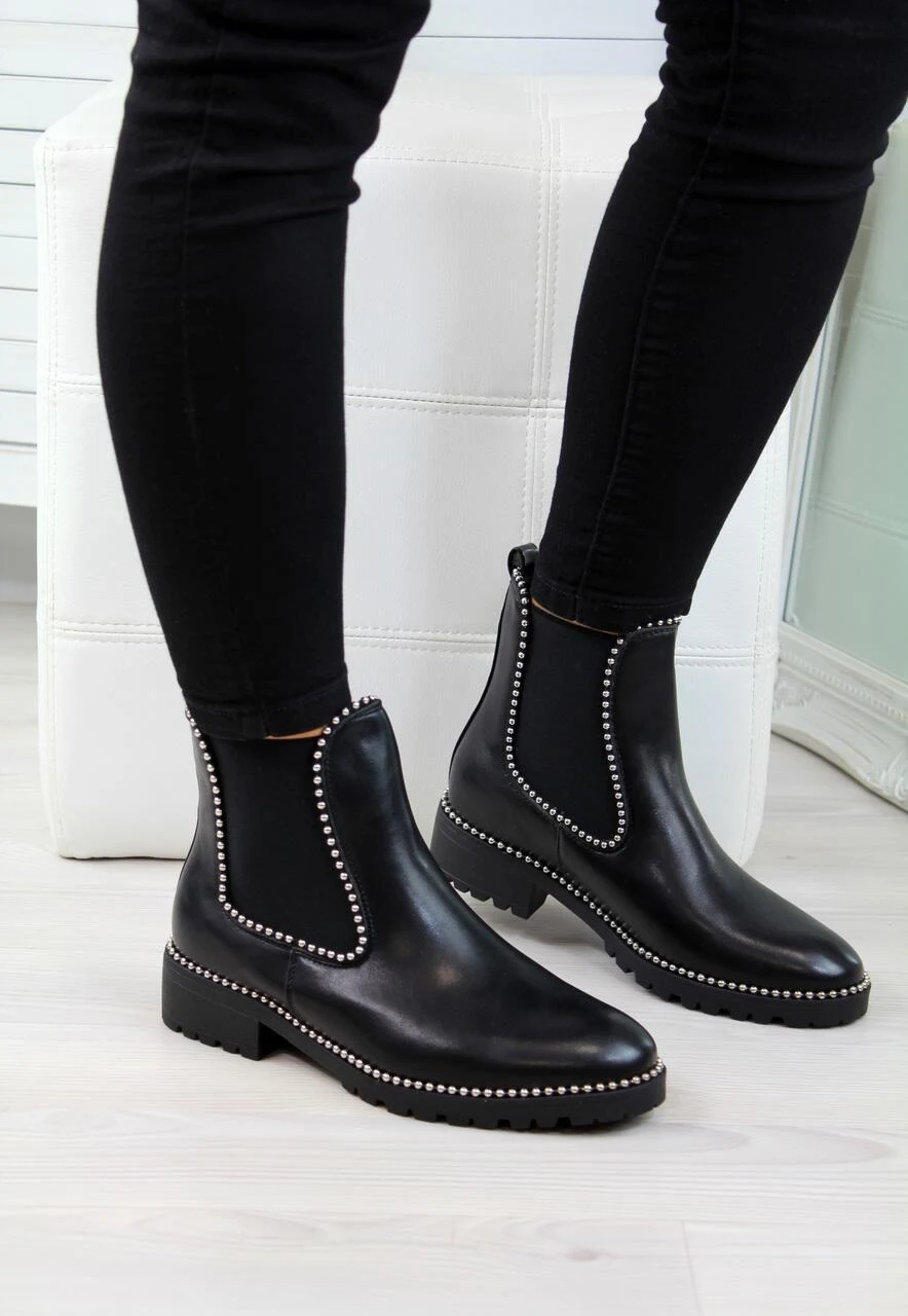 Fashion short boots for women, stylish and comfortable, perfect for any outfit. Browse our collection for the ideal pair — photo 1