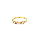 Anel ajustável banhado a ouro com abertura. Conforto e elegância para qualquer dedo. Um acessório perfeito para o uso diário. — foto 6