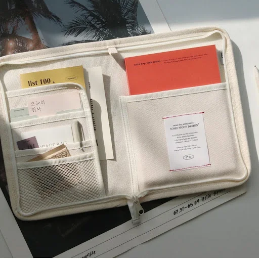 Title 12, Simple Insulated Liner Tablet Storage Bag prote...