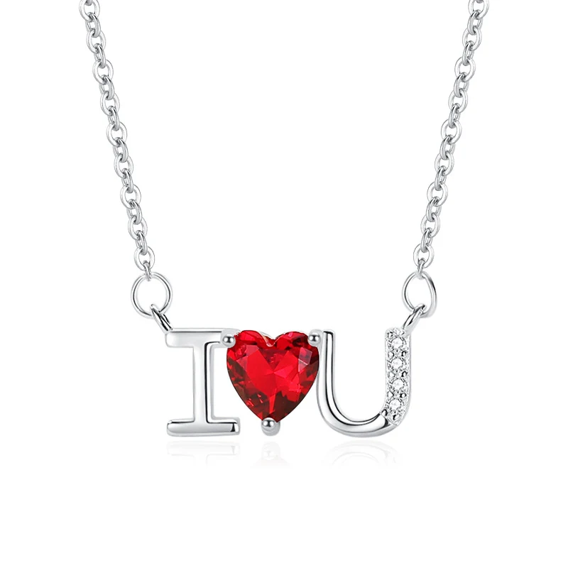 Colar "Eu Te Amo" em prata 925 com letras de diamantes, um presente romântico para ela, joia fina para expressar amor eterno e carinho. — foto 3