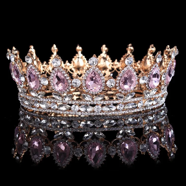 Coroa de noiva barroca com strass, acessório de cabelo para casamento. Brilho e sofisticação para o seu penteado nupcial. — foto 1