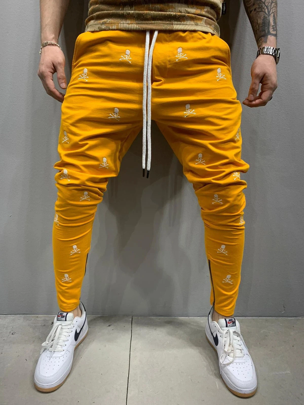 Heren fitness hardloopbroek voor sport en vrije tijd. Ademend, lichtgewicht en comfortabel. Ideaal voor training en ontspanning. Perfecte pasvorm! — foto 4