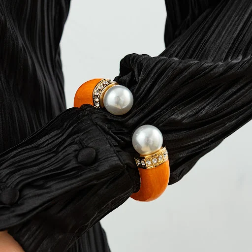 Title 15, Pulseira Fashion Dopamina Primavera com Pérolas...