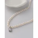 Square zircon