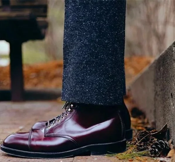 Three Joint Gentleman Suit Leather Shoes. Experience superior comfort and style. The perfect choice for the modern gentl — photo 5