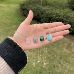 Pingente quadrado simples europeu e americano. Adicione um toque de sofisticação com este colar minimalista, perfeito para uso diário e especial. — foto 12