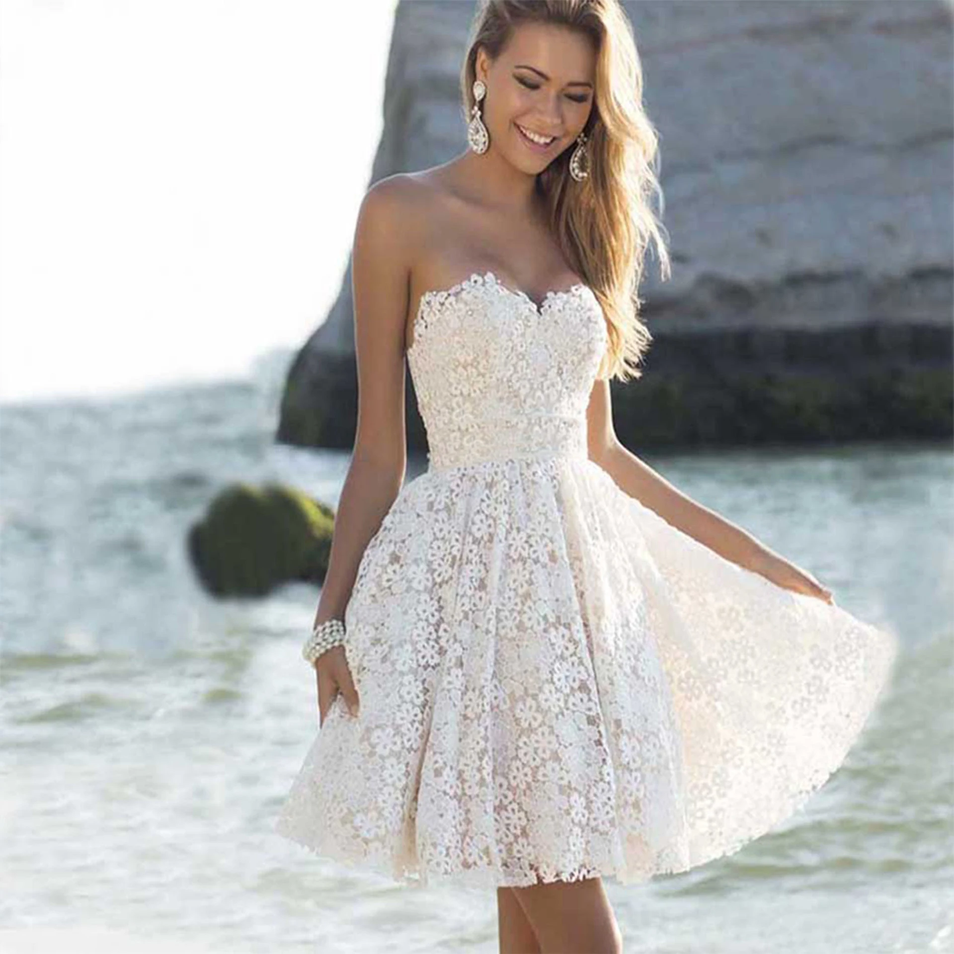 Title 3, Womens White Floral Wrapped Chest Evening Dres...