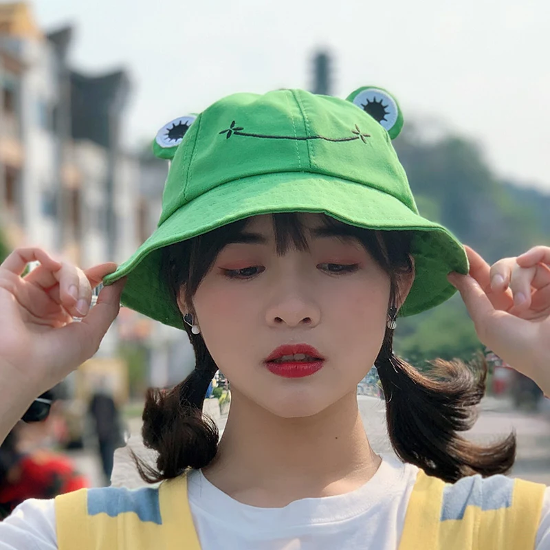 Title 12, Fashionable Summer Hats For Children And Adults...