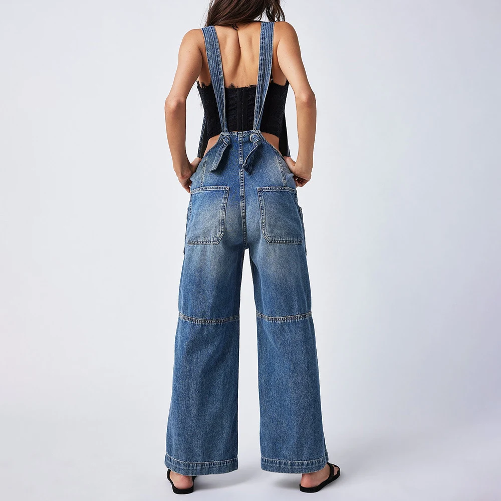 Title 3, Salopette in denim con bretelle regolabili, gam...