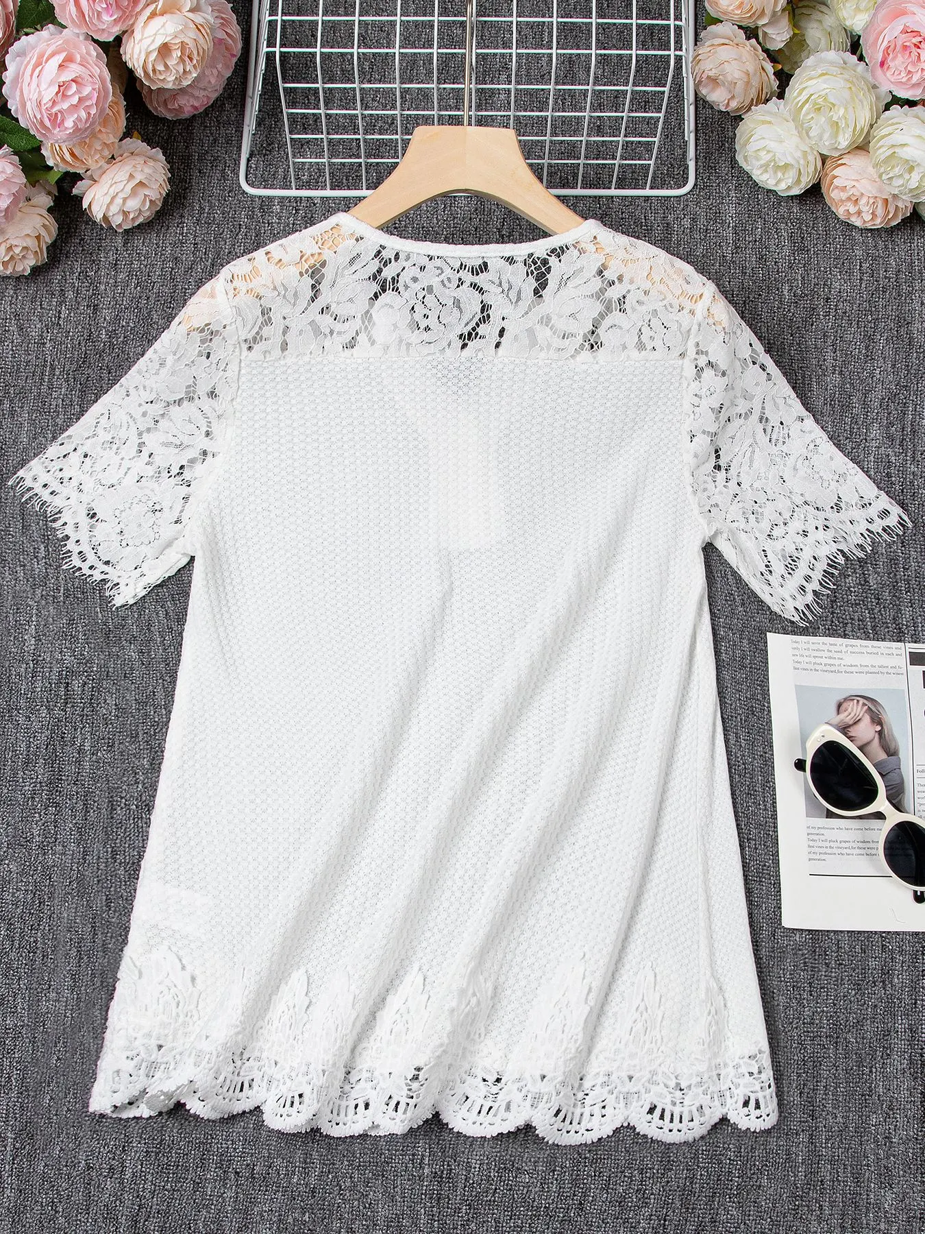 Plus size women's knitted lace stitching short-sleeved T-shirt, comfortable and stylish, perfect for everyday wear. — photo 8