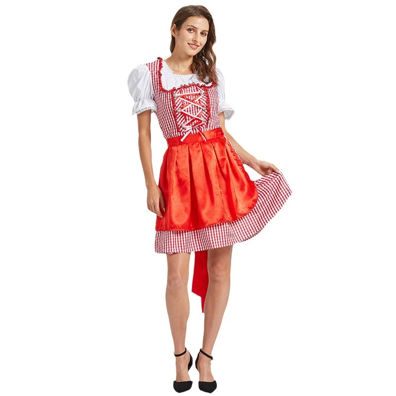 Dames Oktoberfest kleding in grote maten. Geniet van het bierfestival in comfort en stijl, perfect voor elke lichaamsvorm. — foto 1
