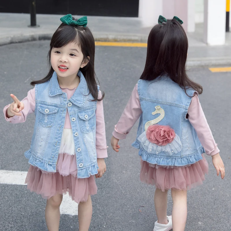 Colete fashion com bordado de desenho animado, versátil e que combina com tudo, ideal para um visual moderno e casual, realçando seu estilo pessoal. — foto 1