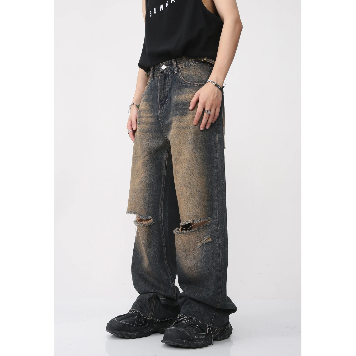 Men's Fashion Retro Distressed Rust Earthy Hole Raw Hem Jeans. Vintage Style Denim. Rugged and Stylish Jeans for Men. — photo 8